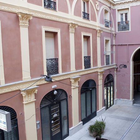 Apartamento Nuevo Y De Lujo En Puerta Del Sol Madrid Esterno foto