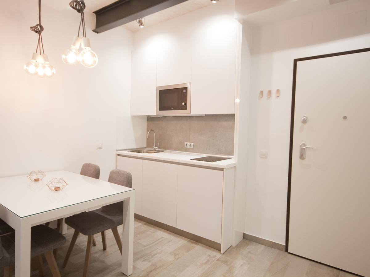 Apartamento Nuevo Y De Lujo En Puerta Del Sol Madrid Esterno foto